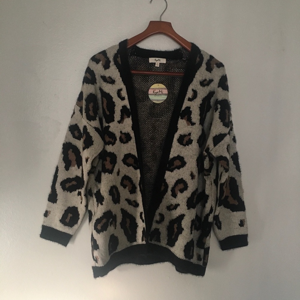 VENUS Leopard Open-Front Cardigan Sweater - Picture 2 of 4